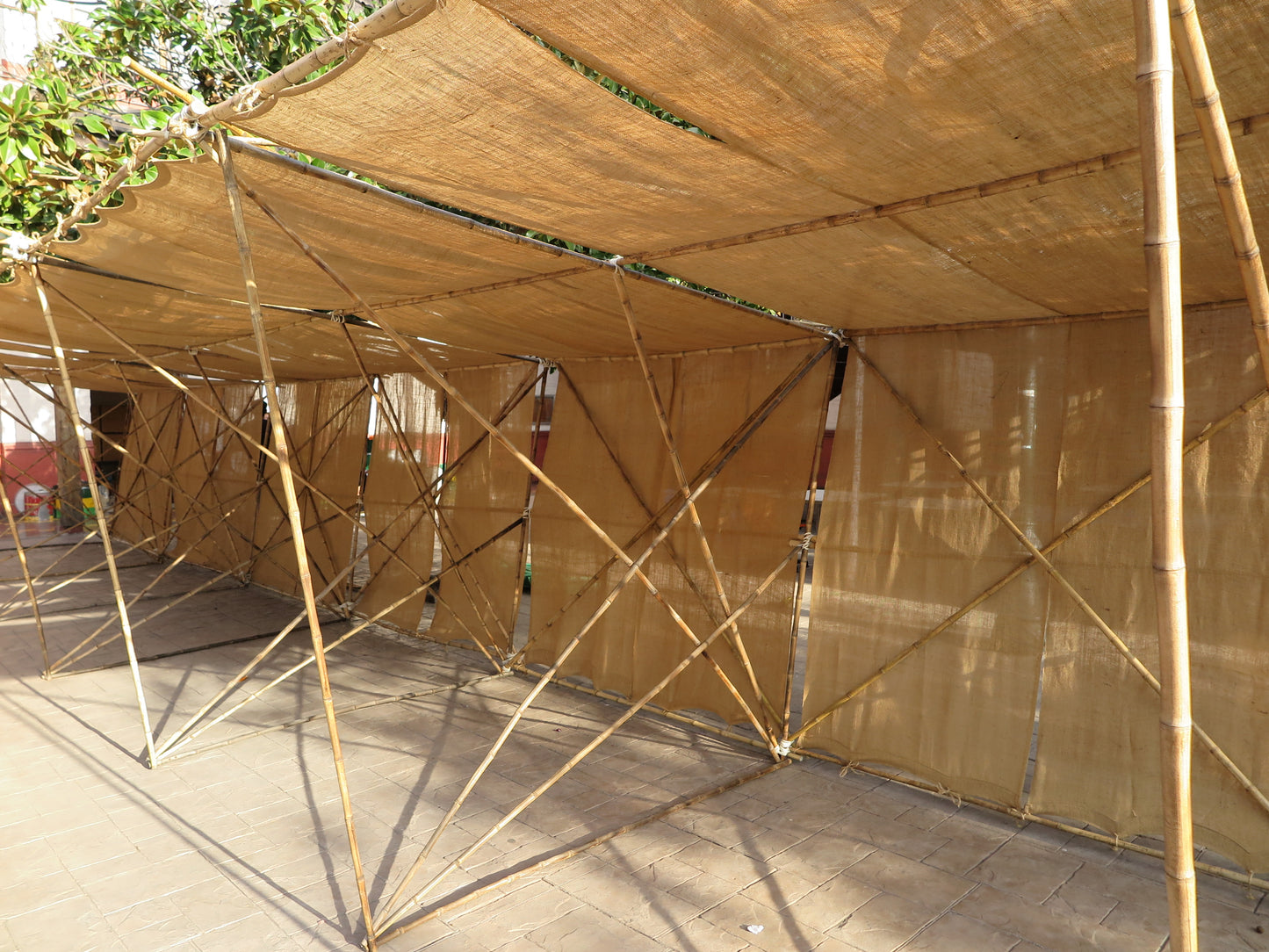 Stand de bambú de 2 x 3 metros